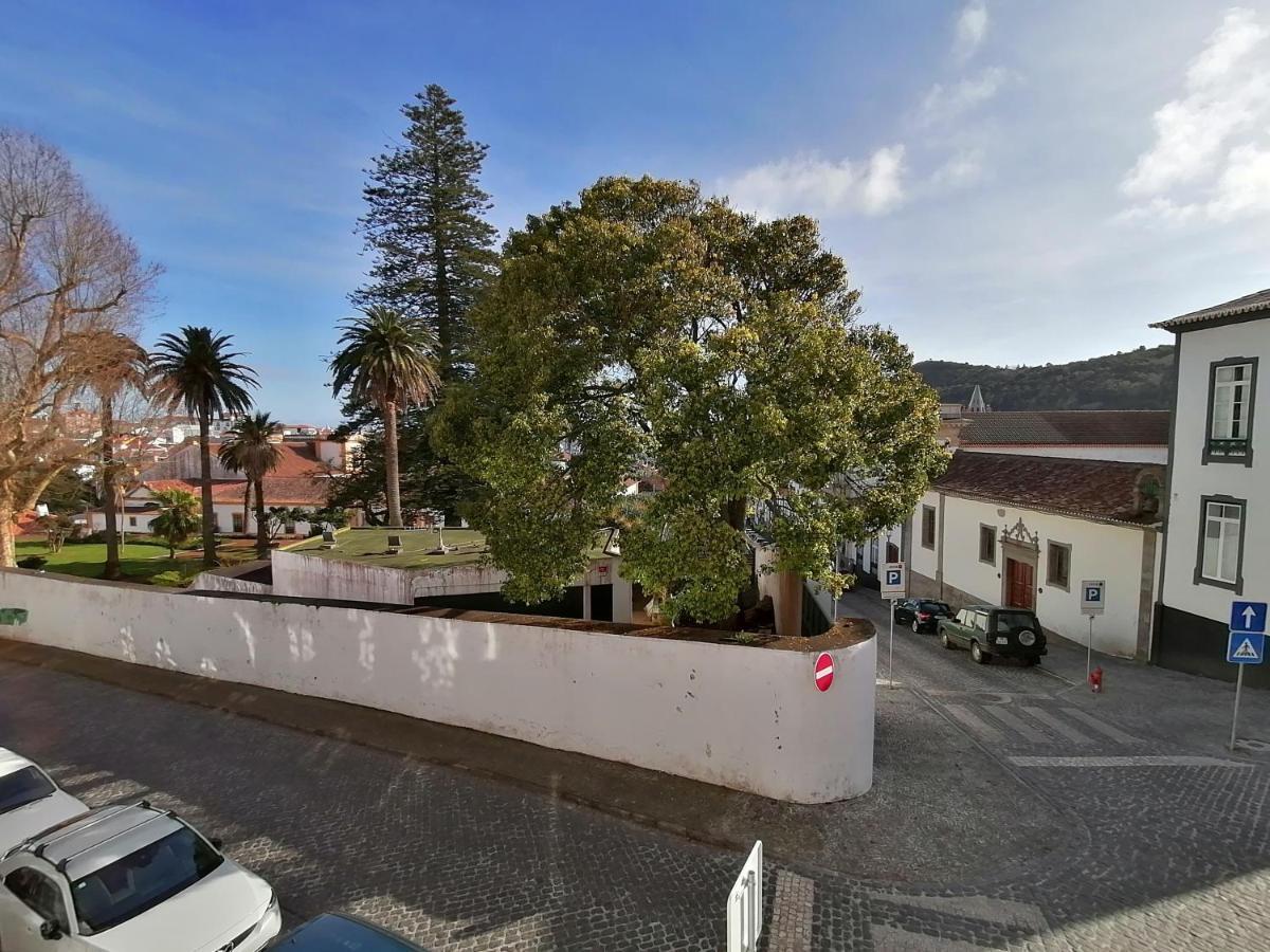 Miragaia Star Apartments Angra do Heroismo Luaran gambar